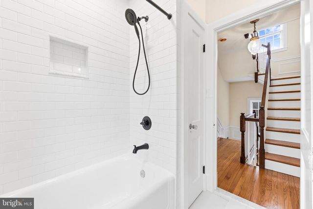 411 GITTINGS AVE, Baltimore, MD 21212