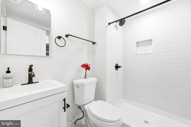 411 GITTINGS AVE, Baltimore, MD 21212