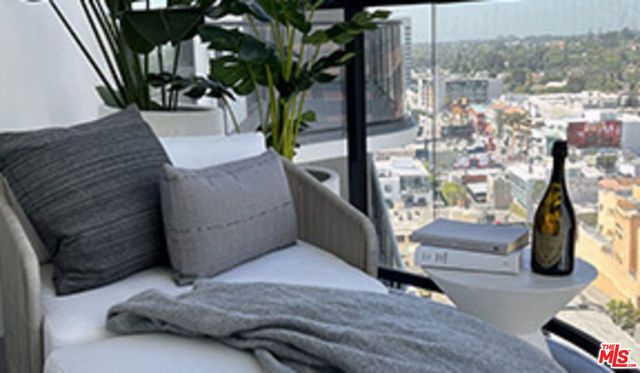 11750 Wilshire Boulevard 1703, Los Angeles, CA 90025