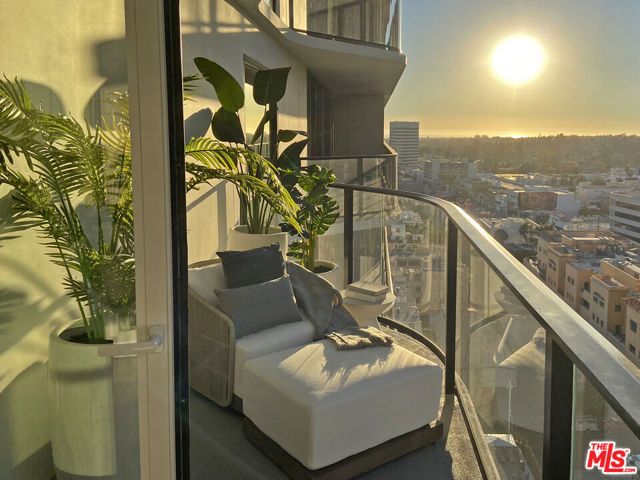 11750 Wilshire Boulevard 1703, Los Angeles, CA 90025