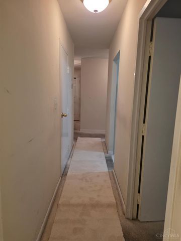 2444 Madison Road, Cincinnati, OH 45208