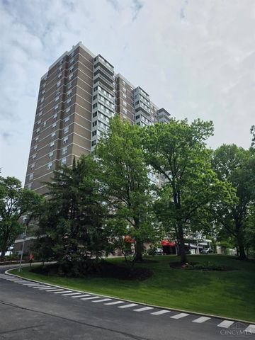 2444 Madison Road, Cincinnati, OH 45208
