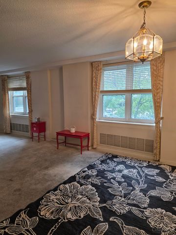2444 Madison Road, Cincinnati, OH 45208