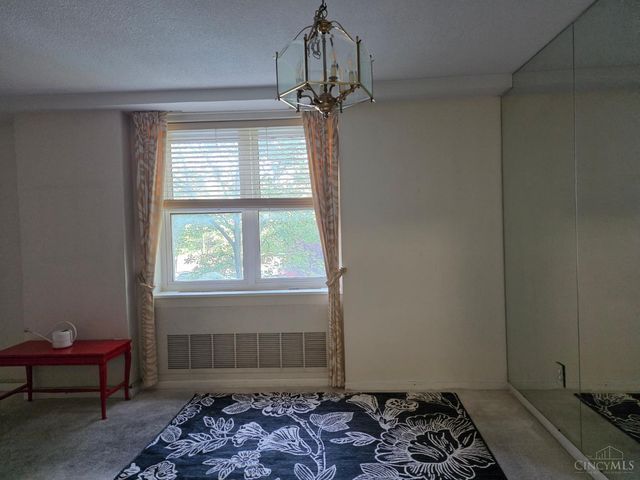 2444 Madison Road, Cincinnati, OH 45208