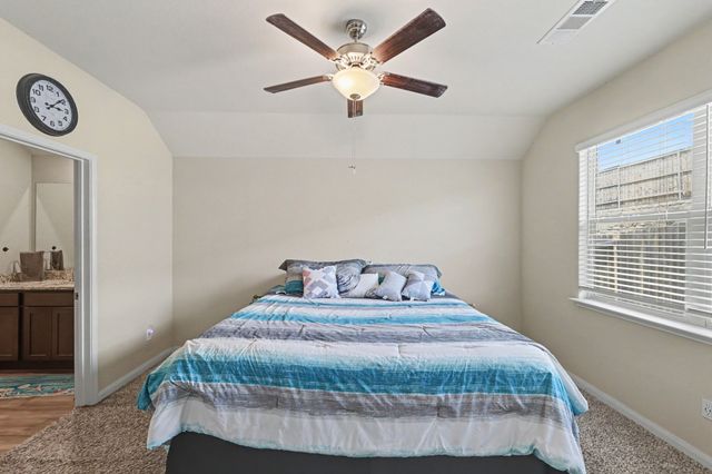 5216 Persimmon Drive, Denton, TX 76207