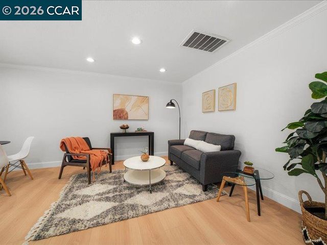 3002 Deerpark Dr, Walnut Creek, CA 94598