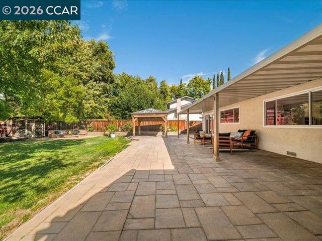3002 Deerpark Dr, Walnut Creek, CA 94598
