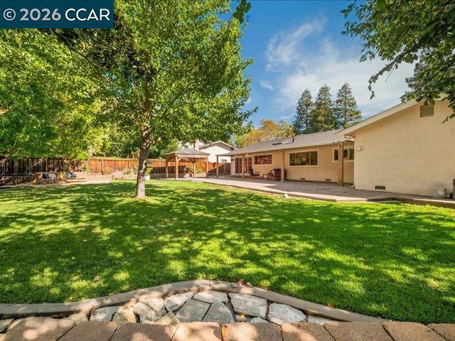 3002 Deerpark Dr, Walnut Creek, CA 94598