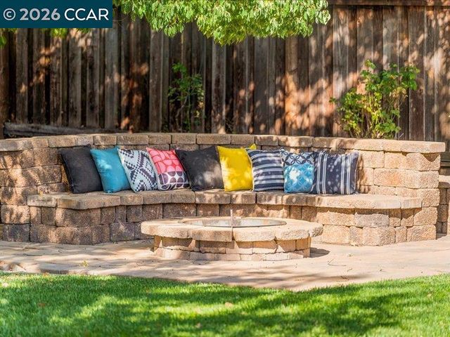 3002 Deerpark Dr, Walnut Creek, CA 94598