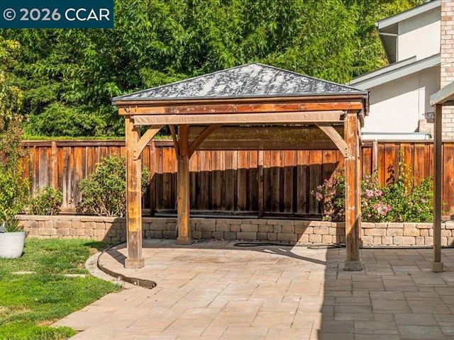 3002 Deerpark Dr, Walnut Creek, CA 94598