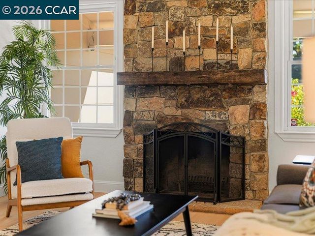 3002 Deerpark Dr, Walnut Creek, CA 94598