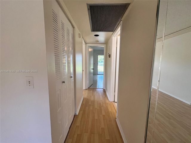 850 SW 133rd Ter 201B, Pembroke Pines, FL 33027