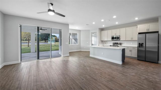 577 DOWLING CIRCLE, Lady Lake, FL 32159