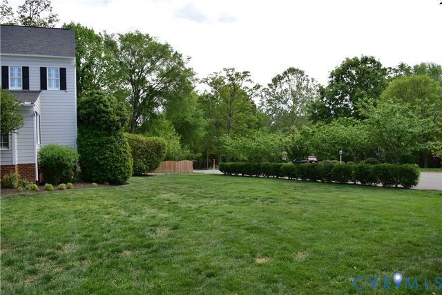 801 Colony Bluff Pl, Henrico, VA 23238