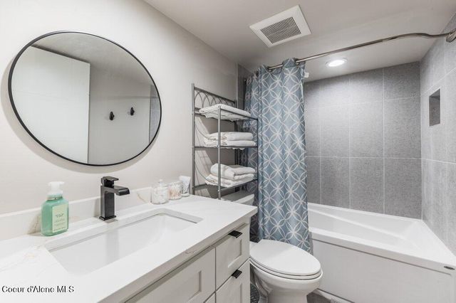 623 W Empire AVE, Coeur D'alene, ID 83814