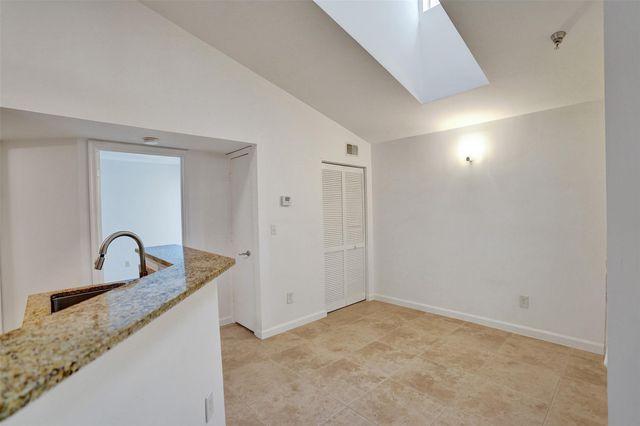 1050 CRYSTAL Way N, Delray Beach, FL 33444