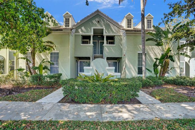 1050 CRYSTAL Way N, Delray Beach, FL 33444