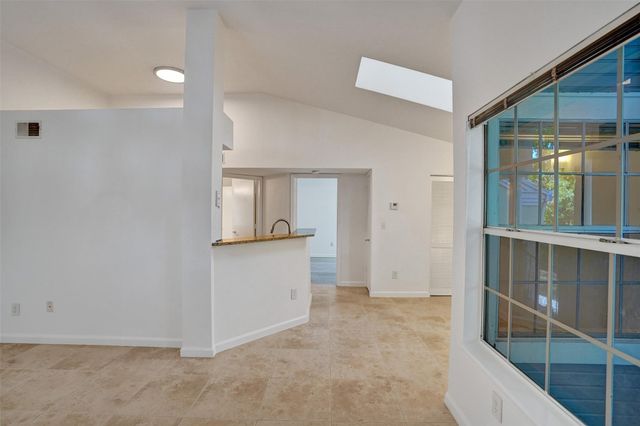 1050 CRYSTAL Way N, Delray Beach, FL 33444