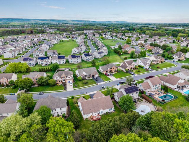 29 STONE RUN DRIVE, Mechanicsburg, PA 17050