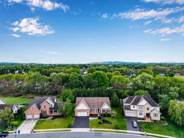 29 STONE RUN DRIVE, Mechanicsburg, PA 17050