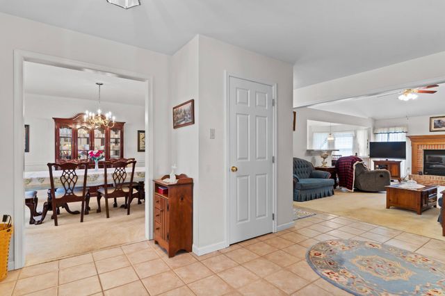 29 STONE RUN DRIVE, Mechanicsburg, PA 17050