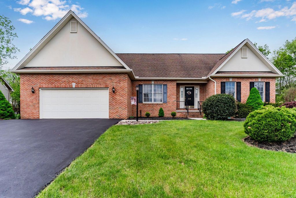 29 STONE RUN DRIVE, Mechanicsburg, PA 17050