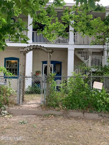 32 Front Street, Waterford, NY 12188