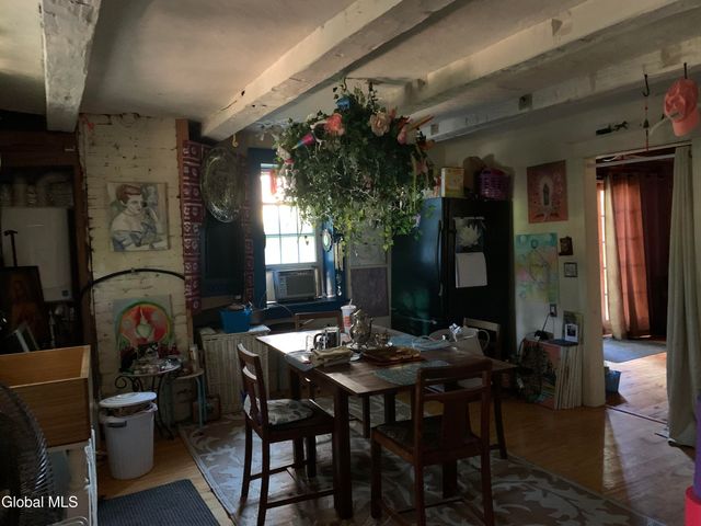 32 Front Street, Waterford, NY 12188