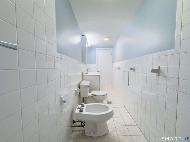 167 North Hoadley Street, Naugatuck, CT 06770