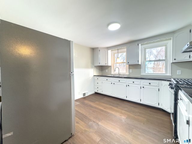 167 North Hoadley Street, Naugatuck, CT 06770