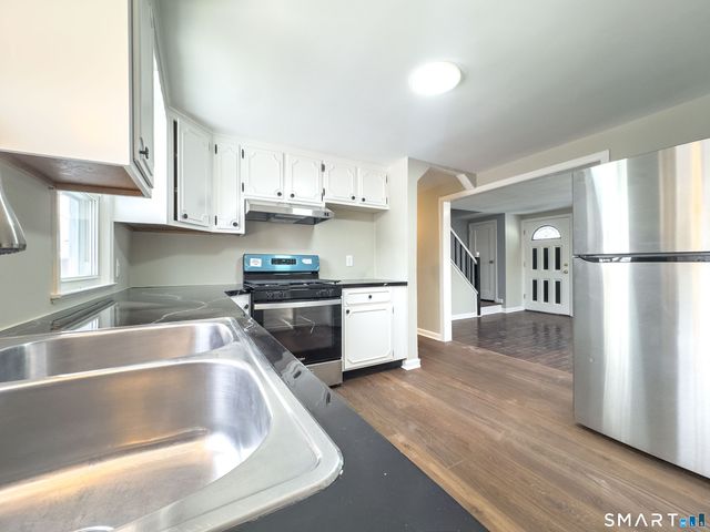 167 North Hoadley Street, Naugatuck, CT 06770