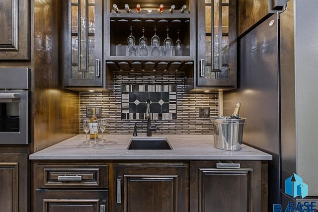 3001 S St Francis Ln, Sioux Falls, SD 57103