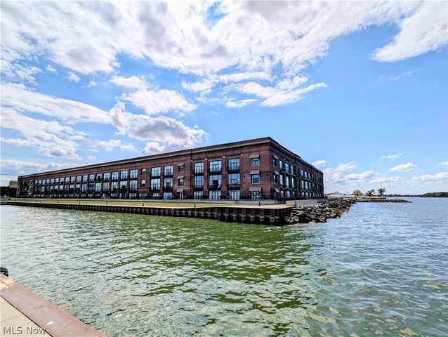 401 SHORELINE Drive W 234, Sandusky, OH 44870