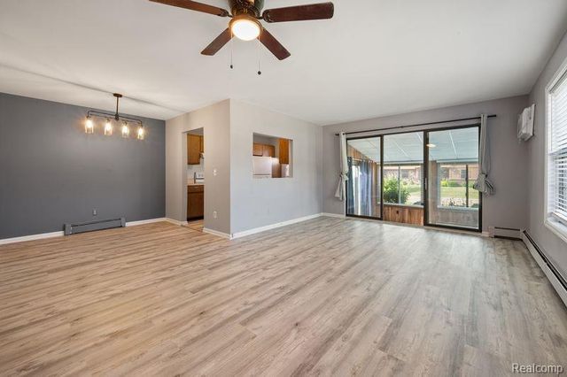 11830 Shenandoah Drive 4, South Lyon, MI 48178