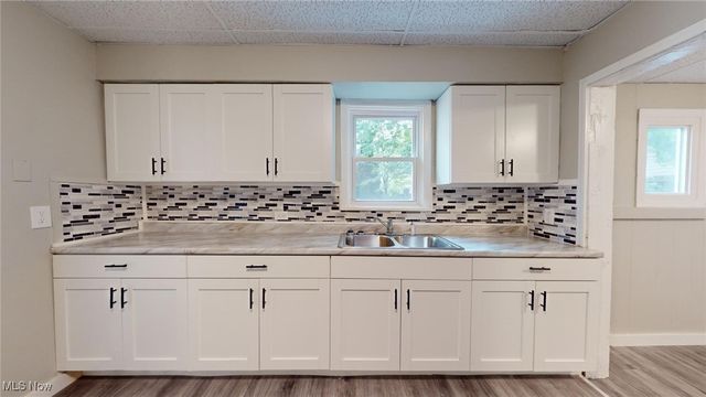 3201 Saratoga Avenue, Cleveland, OH 44109