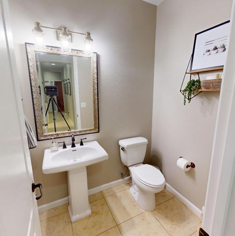 4153 Serena Avenue, Clovis, CA 93619