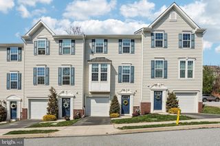 1206 ROLLINS ALY, Phoenixville, PA 19460