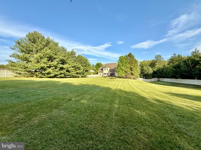6 SHEA DR, Mohnton, PA 19540