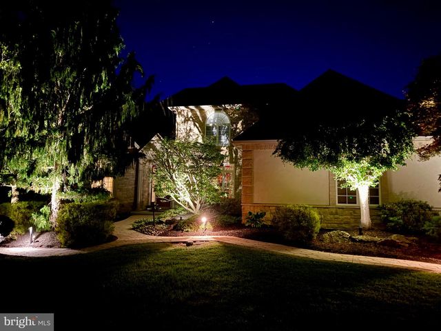 6 SHEA DR, Mohnton, PA 19540