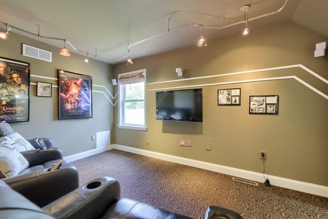 6 SHEA DR, Mohnton, PA 19540