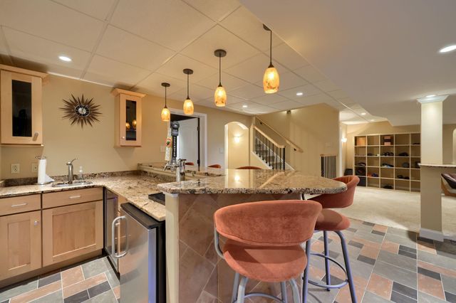 6 SHEA DR, Mohnton, PA 19540
