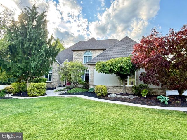6 SHEA DR, Mohnton, PA 19540