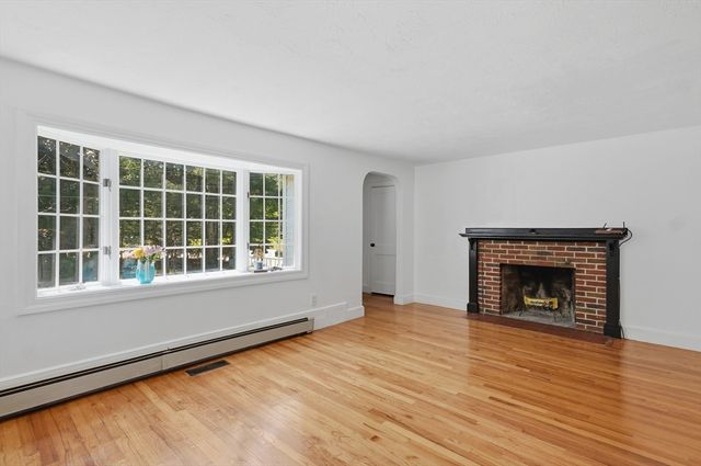 15 Ware Road, Norfolk, MA 02056