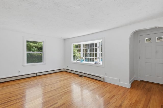 15 Ware Road, Norfolk, MA 02056