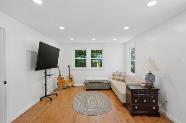 15 Ware Road, Norfolk, MA 02056