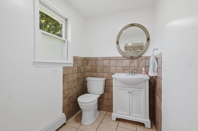 15 Ware Road, Norfolk, MA 02056