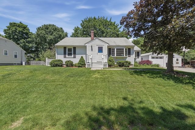 15 Ware Road, Norfolk, MA 02056