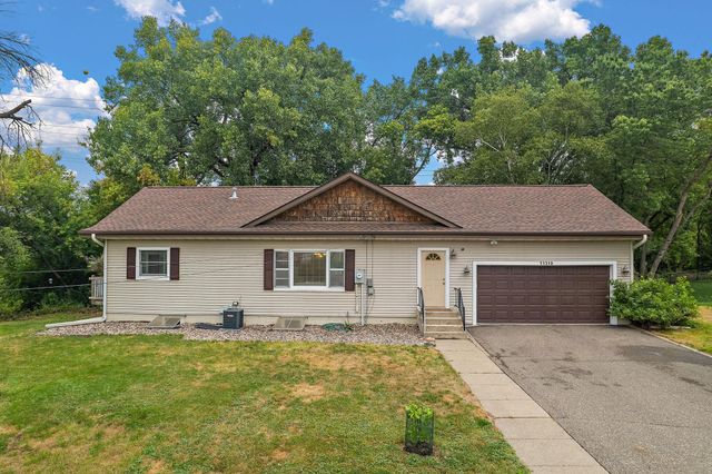 11310 12th Avenue N, Plymouth, MN 55441