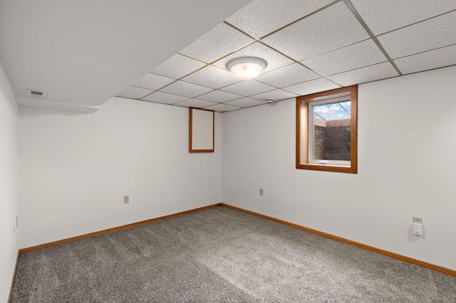 11310 12th Avenue N, Plymouth, MN 55441