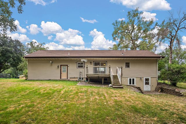 11310 12th Avenue N, Plymouth, MN 55441